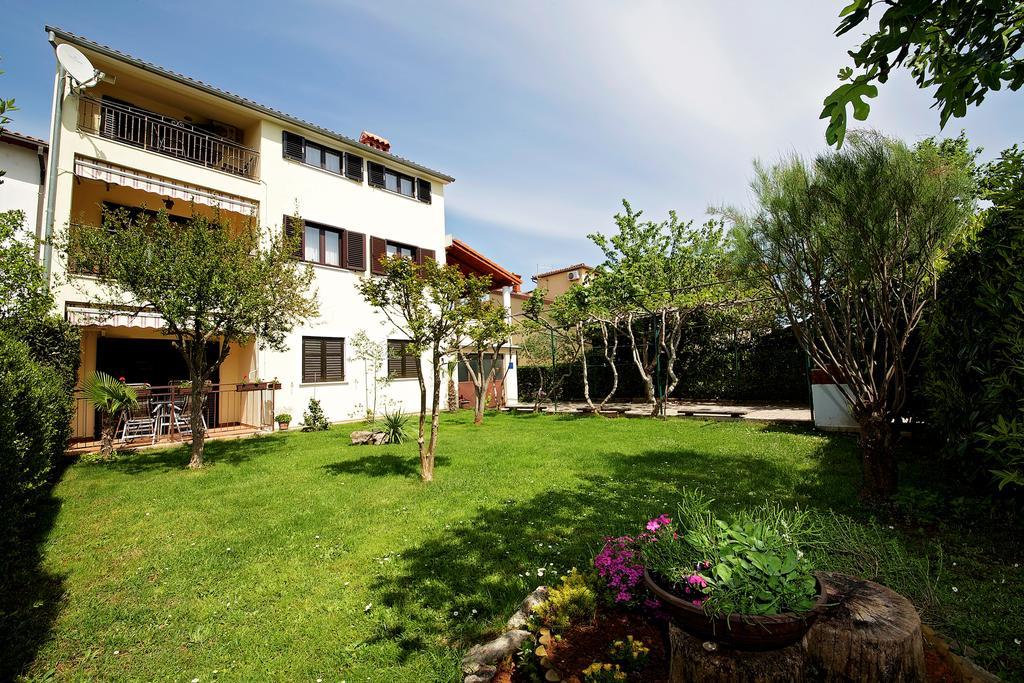 Apartments Perkovic Fažana Exterior foto
